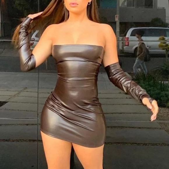 NEW SHOW~STOPPA MINI DRESS WITH GLOVES - Picture 2 of 4